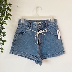 NWT Pacsun Mom Shorts Sz 26